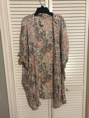 Ariat Cardigan Neutral  Multi Animal Print Kimono